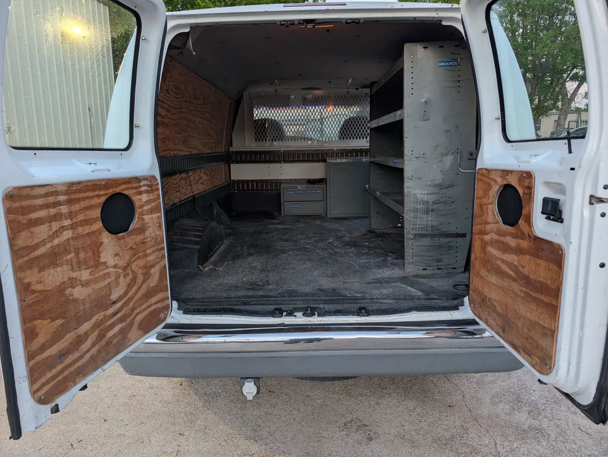 Used 1997 Ford E-250 and Econoline 250 Heavy-Duty image 22