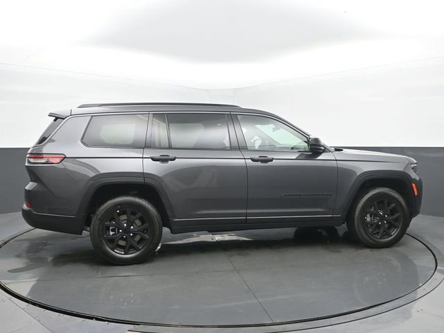 New 2026 Jeep Grand Cherokee L Laredo image 6