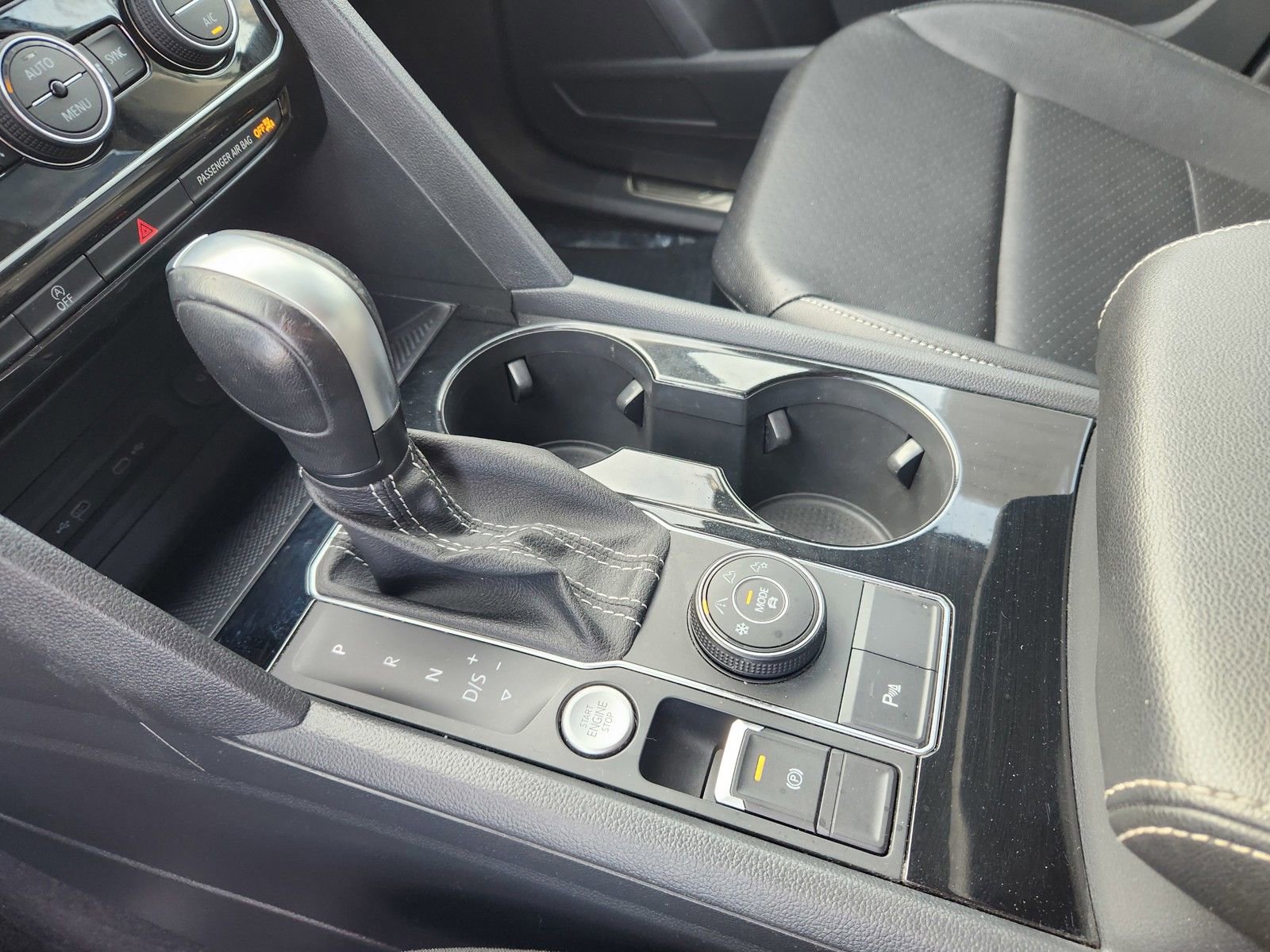 Used 2022 Volkswagen Atlas SE image 10