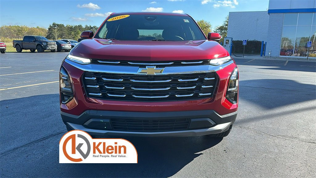 New 2026 Chevrolet Equinox LT w/ Convenience Package II image 2