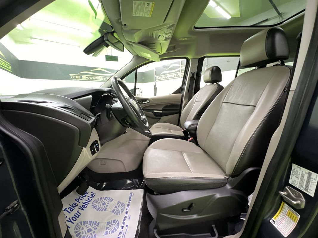 Used 2014 Ford Transit Connect Titanium FWD image 17
