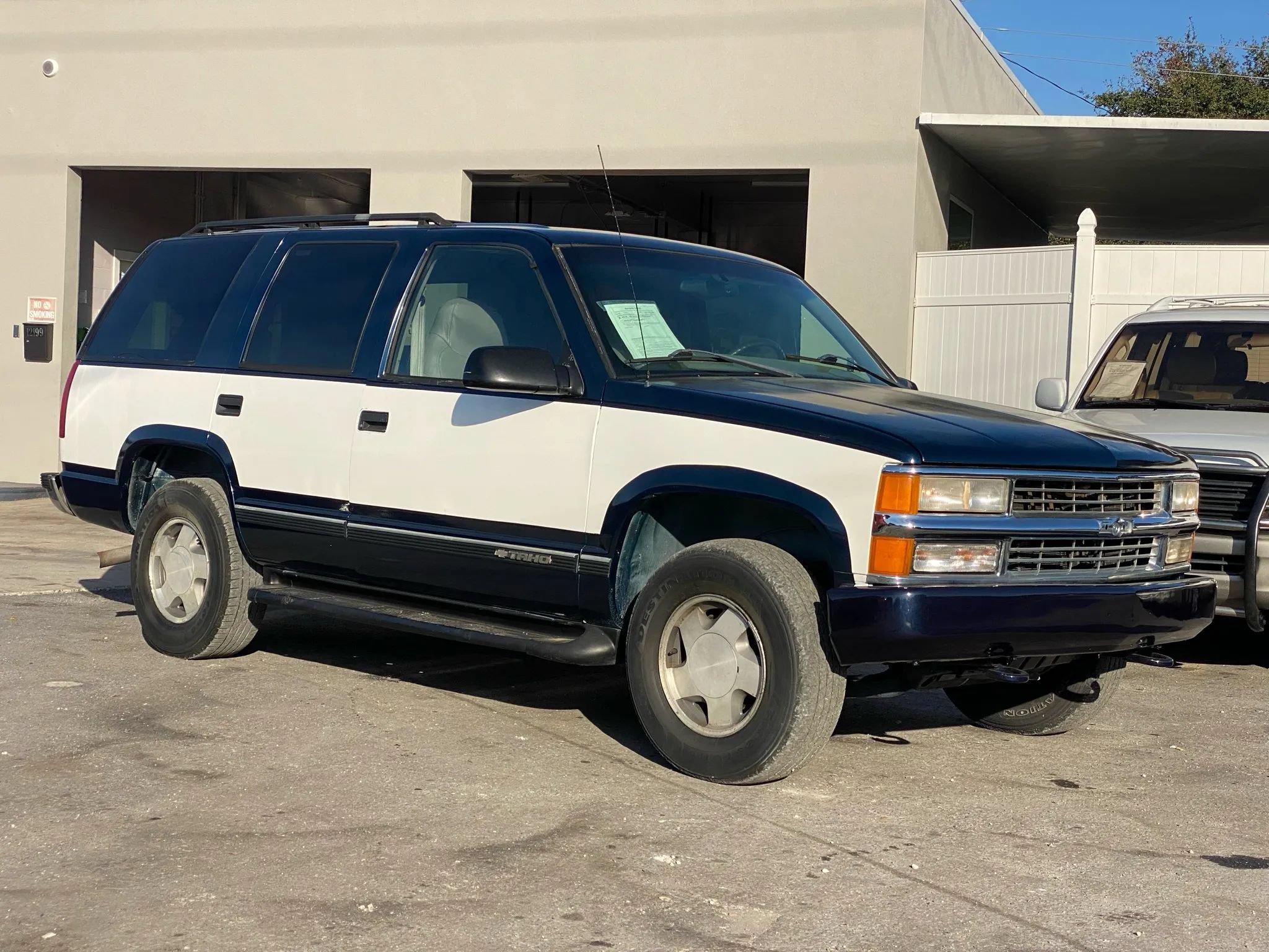 Used 1999 Chevrolet Tahoe Z71 w/ Preferred Equipment Group AWD/4WD image 22