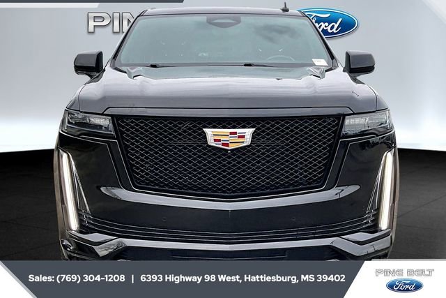 Used 2023 Cadillac Escalade Sport image 3