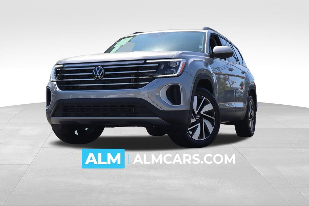 Used 2025 Volkswagen Atlas SE image 1