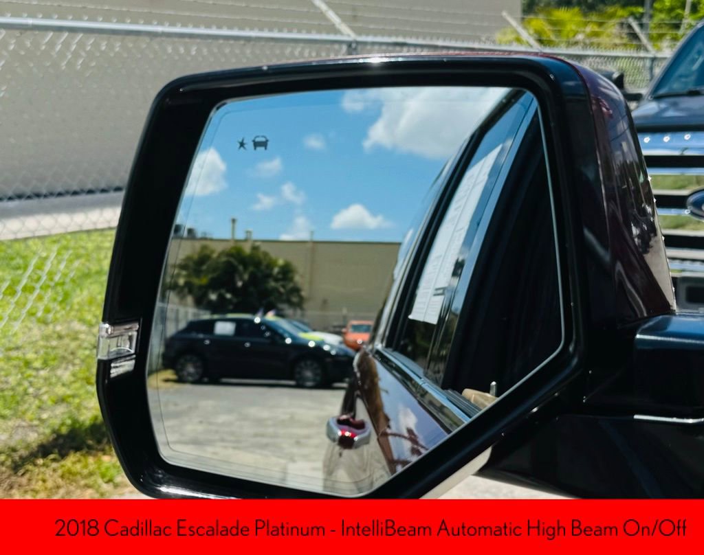Used 2018 Cadillac Escalade Platinum RWD image 26