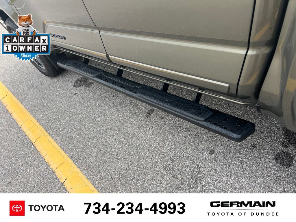 Used 2024 Toyota Tacoma TRD Sport AWD/4WD image 31