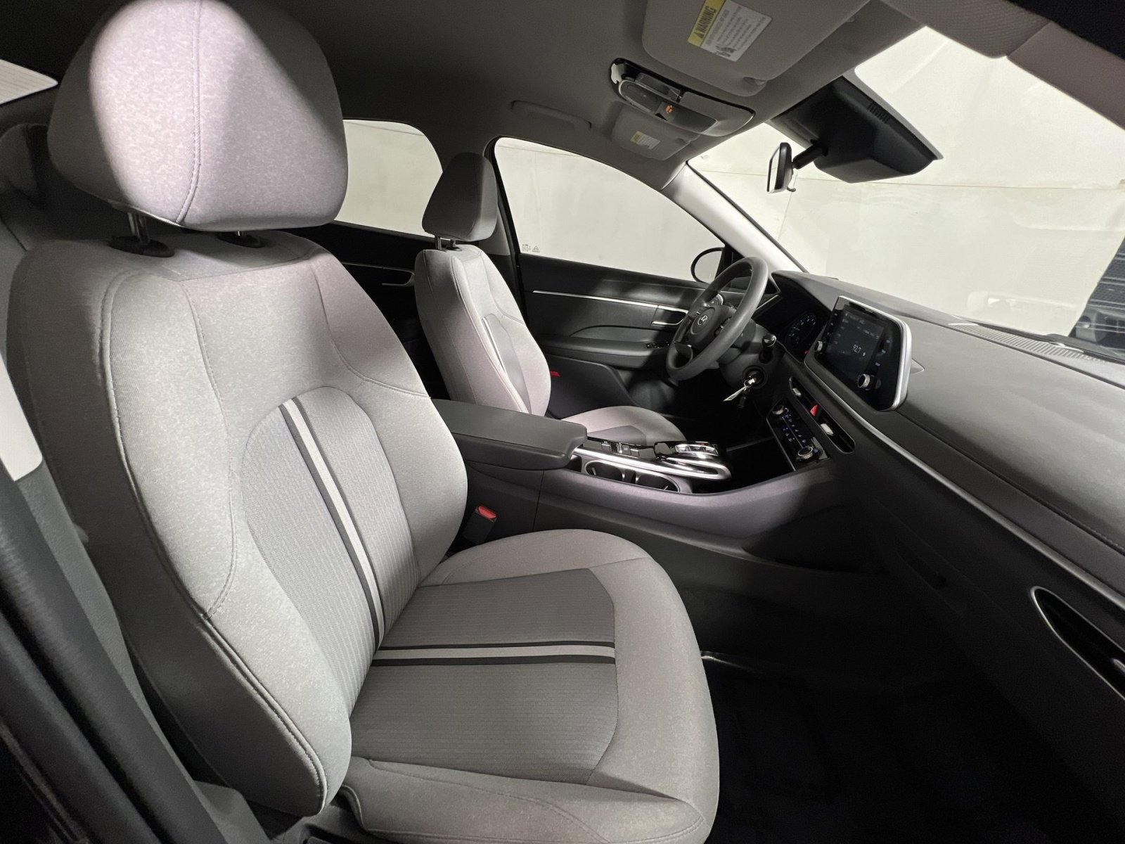 Used 2021 Hyundai Sonata SE image 25