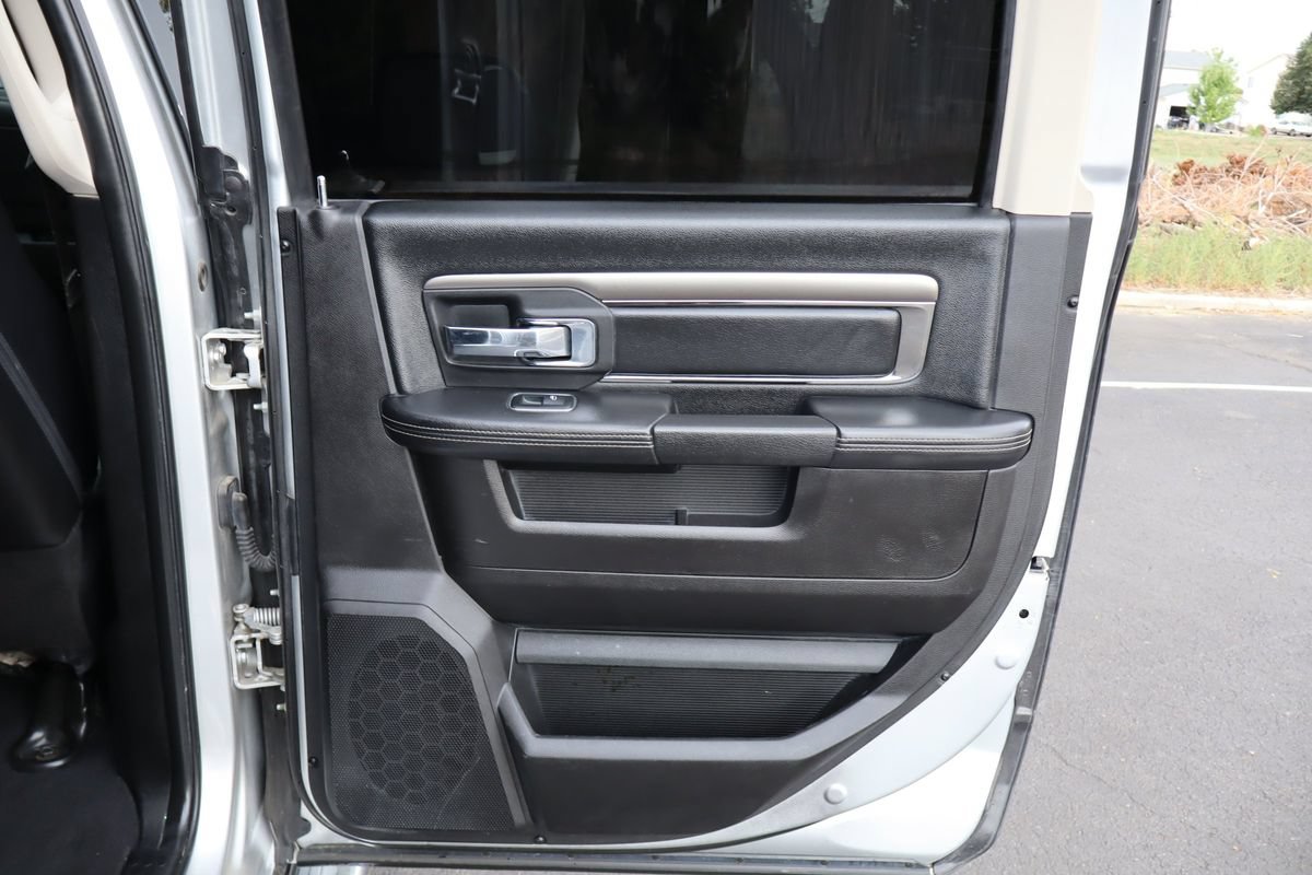 Used 2018 RAM 3500 Laramie w/ Sport Appearance Group AWD/4WD image 25