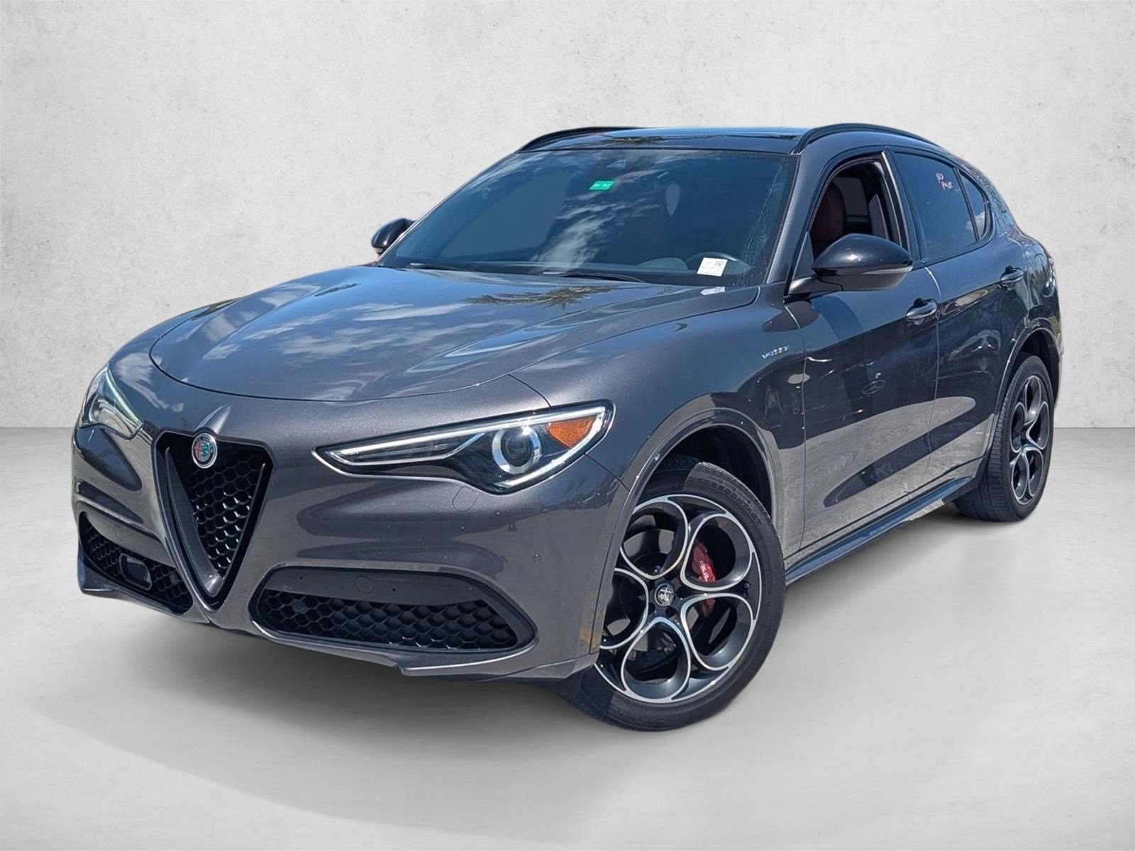 Used 2023 Alfa Romeo Stelvio Veloce
