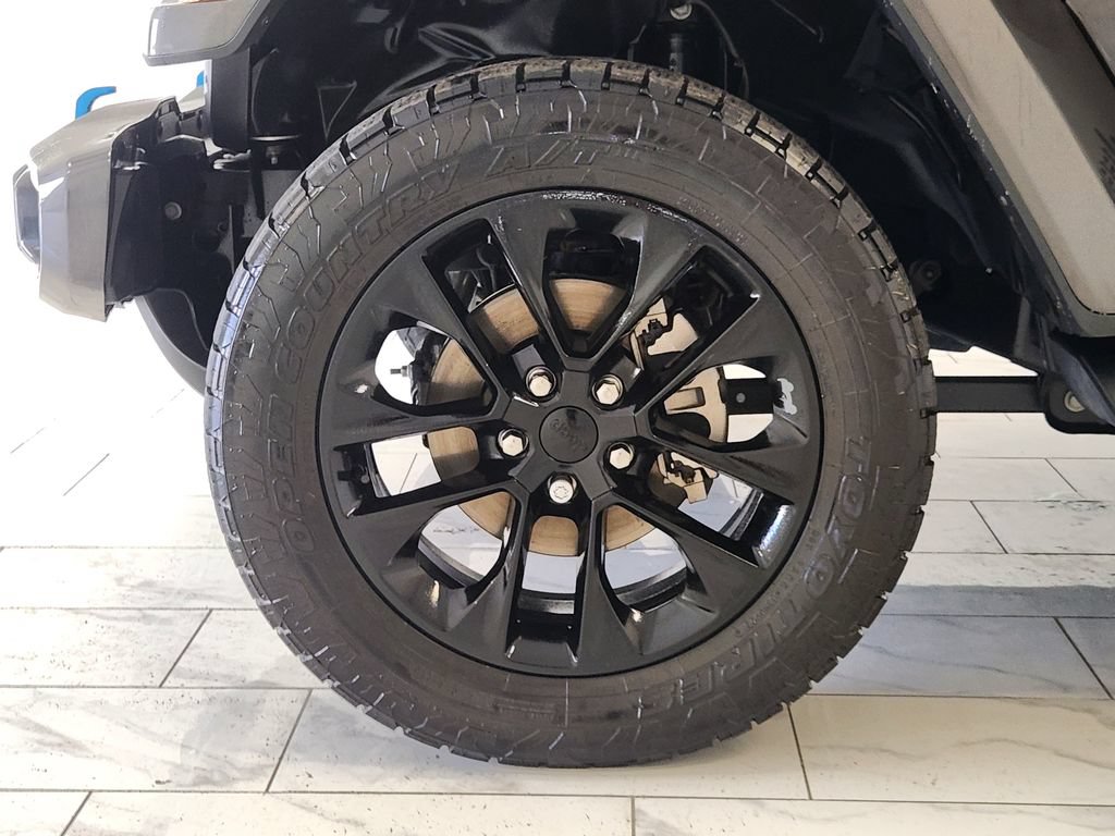 Used 2021 Jeep Wrangler Unlimited Sahara AWD/4WD image 10