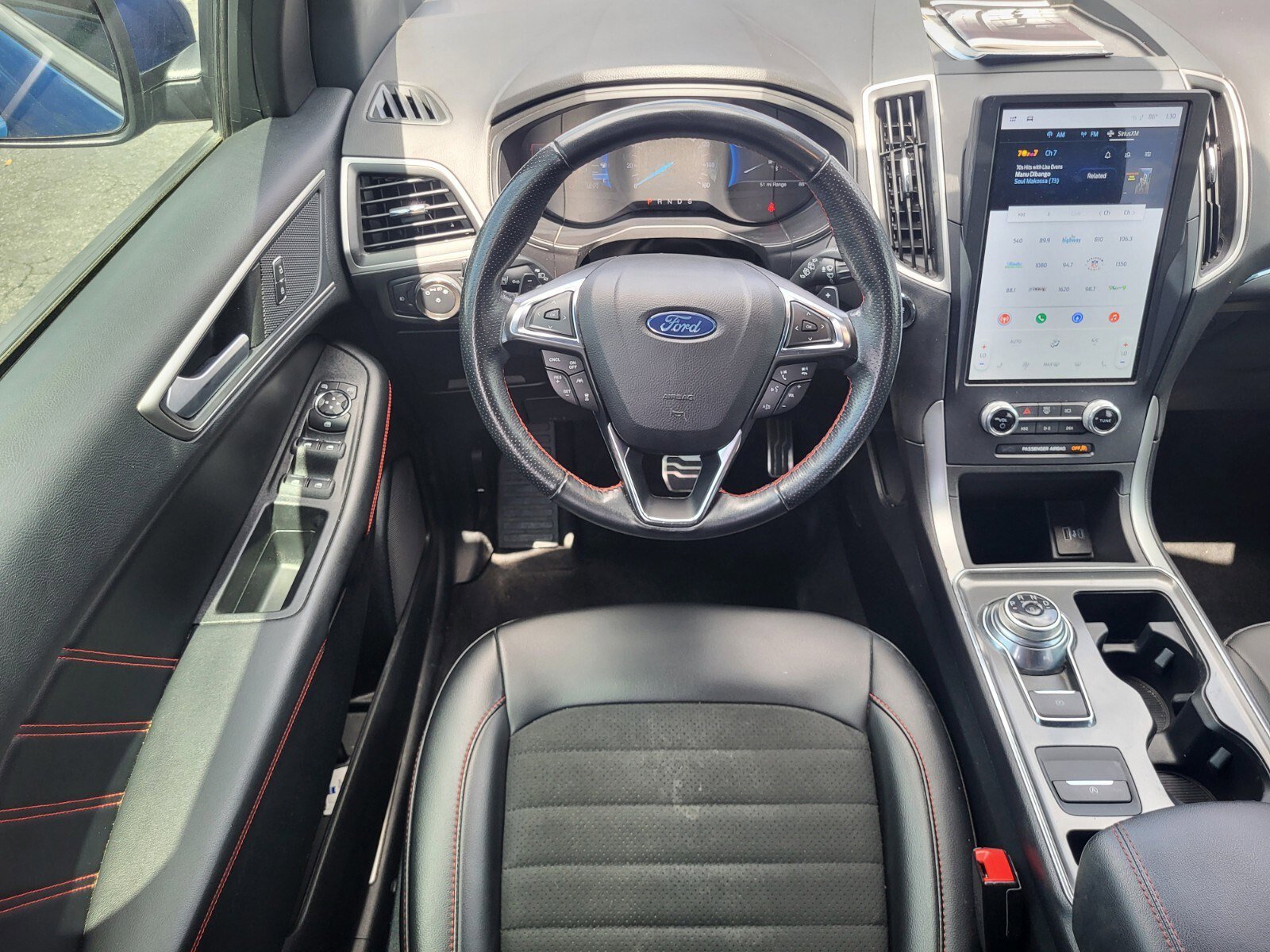 Certified 2022 Ford Edge ST-Line w/ Class II Trailer Tow Package image 13