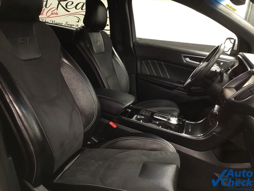 Used 2019 Ford Edge ST w/ Equipment Group 401A AWD/4WD image 37