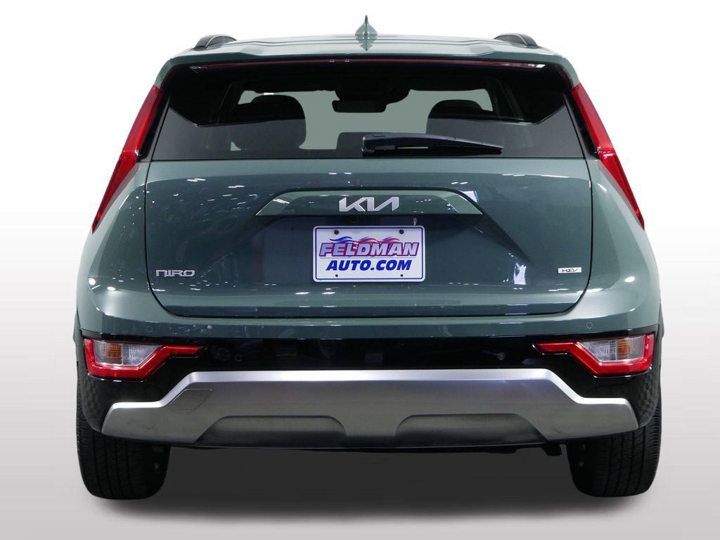 Certified 2023 Kia Niro EX Touring FWD image 9