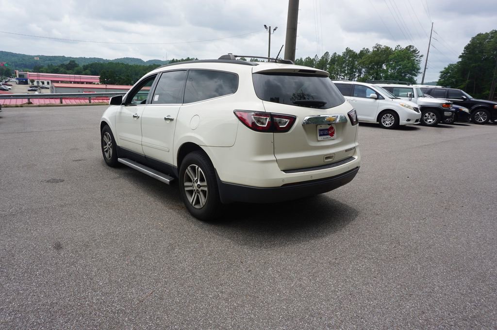 Used 2015 Chevrolet Traverse LT w/ LPO, 'HIT The Road' Package FWD image 22