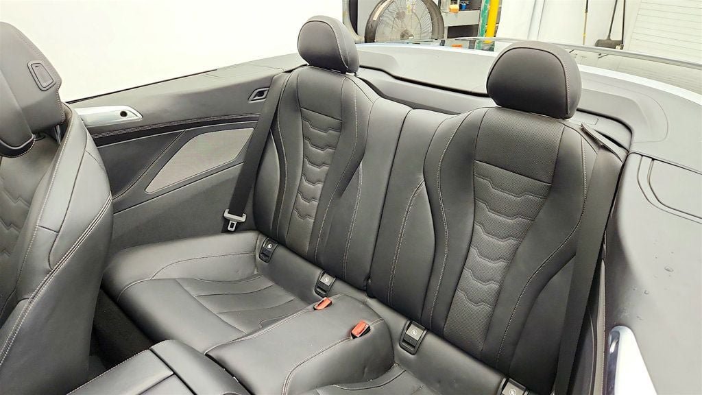 Used 2021 BMW M850i xDrive Convertible AWD/4WD image 19