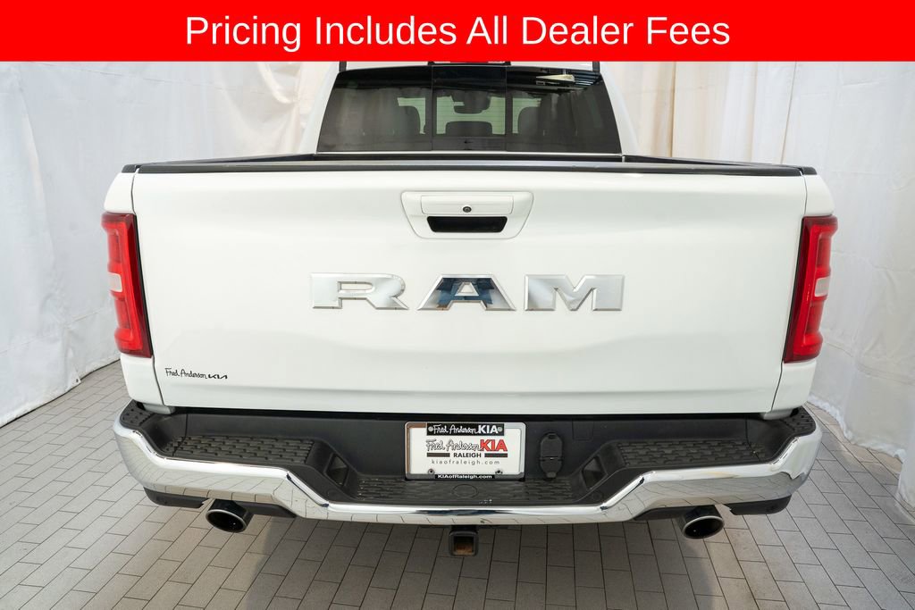 Used 2025 RAM 1500 Laramie AWD/4WD image 4