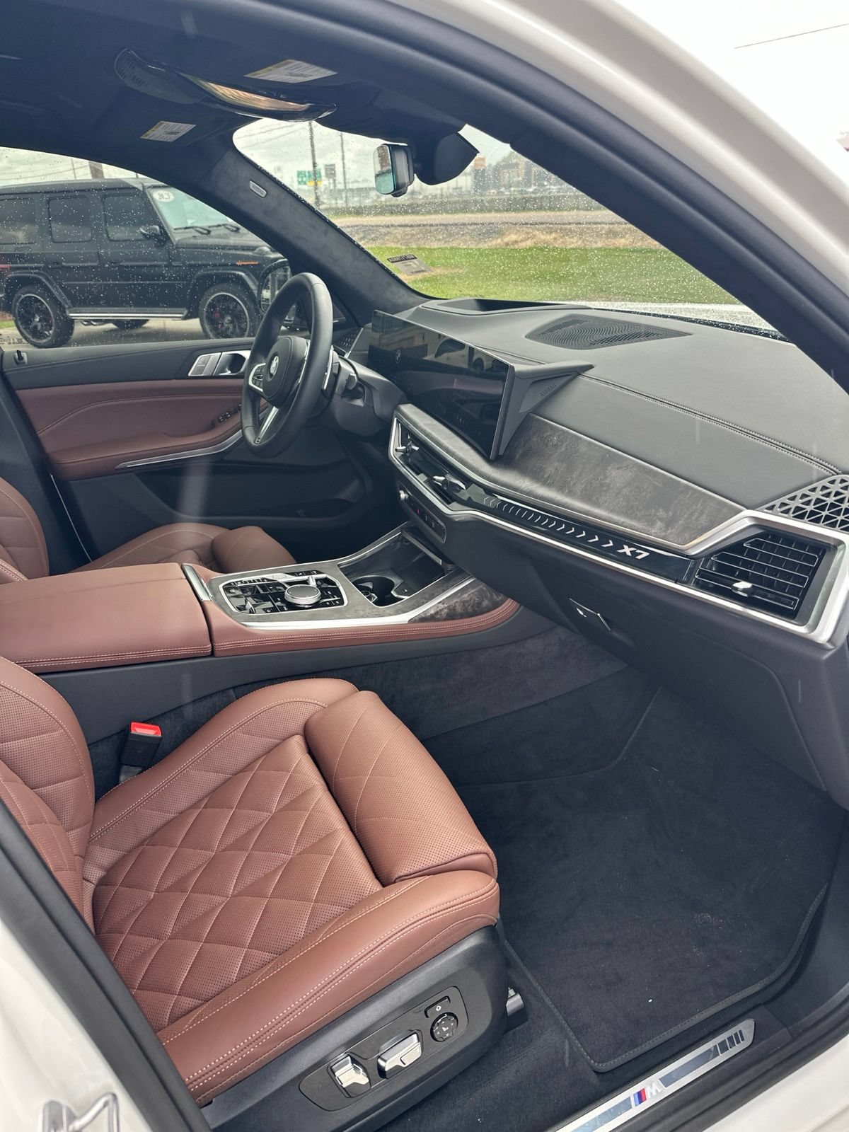 Used 2026 BMW X7 xDrive40i w/ M Sport Package AWD/4WD image 14