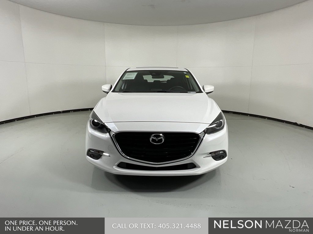 Used 2018 MAZDA MAZDA3 Grand Touring image 2