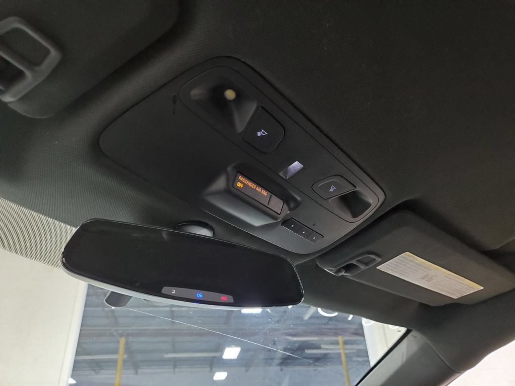 Used 2016 Chevrolet Camaro LT RWD image 29