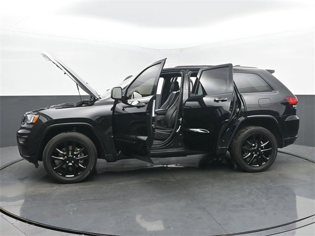 Used 2022 Jeep Grand Cherokee Laredo X image 55