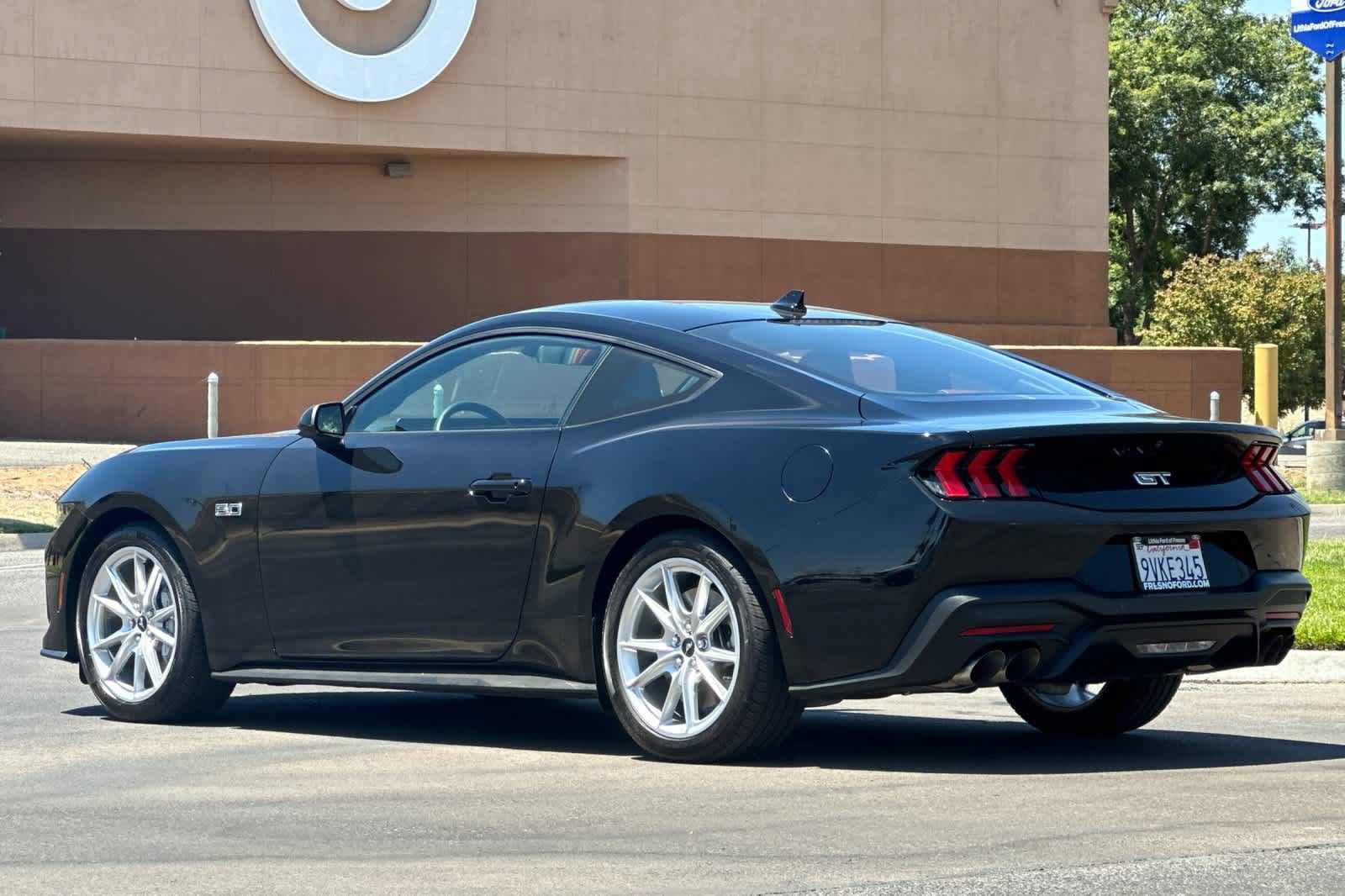 Certified 2025 Ford Mustang GT Premium RWD image 7