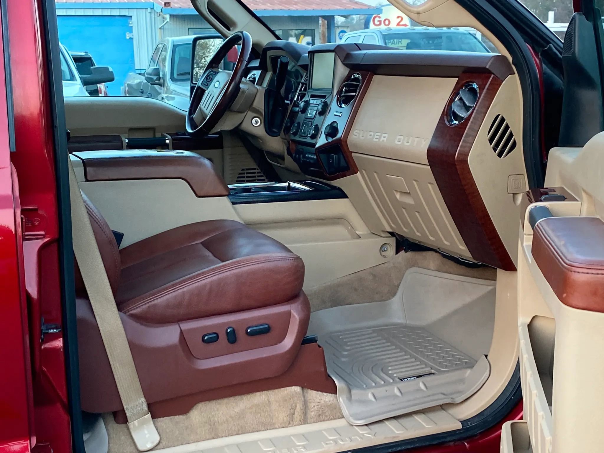 Used 2014 Ford F350 King Ranch w/ King Ranch w/Chrome Package image 19