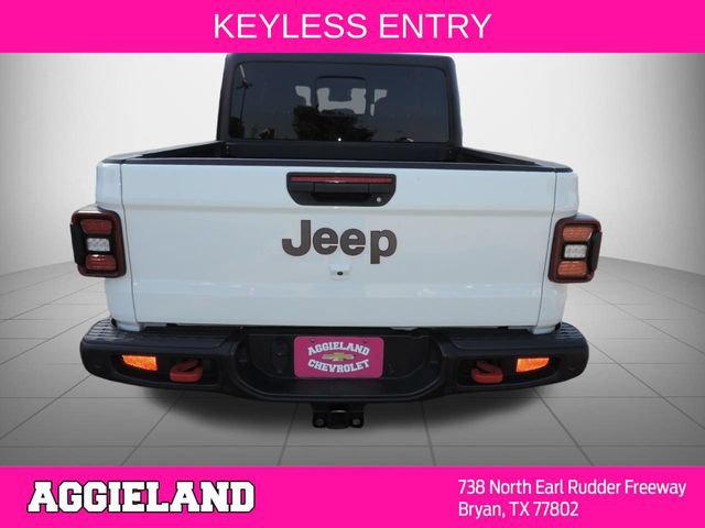 Used 2024 Jeep Gladiator Rubicon w/ Safety Group AWD/4WD image 5