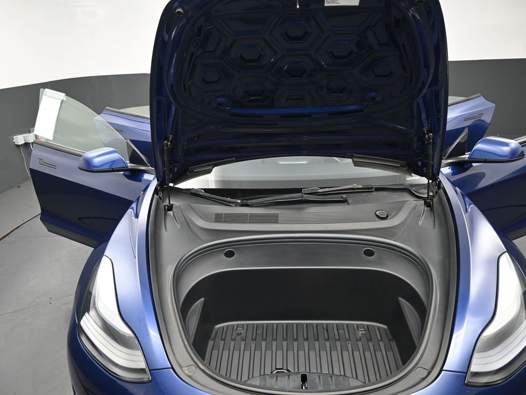 Used 2023 Tesla Model 3 Standard Range image 37