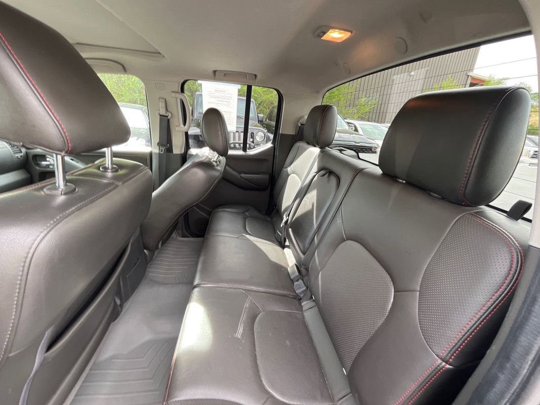Used 2011 Nissan Frontier PRO-4X w/ Pro-4x Luxury Pkg AWD/4WD image 19