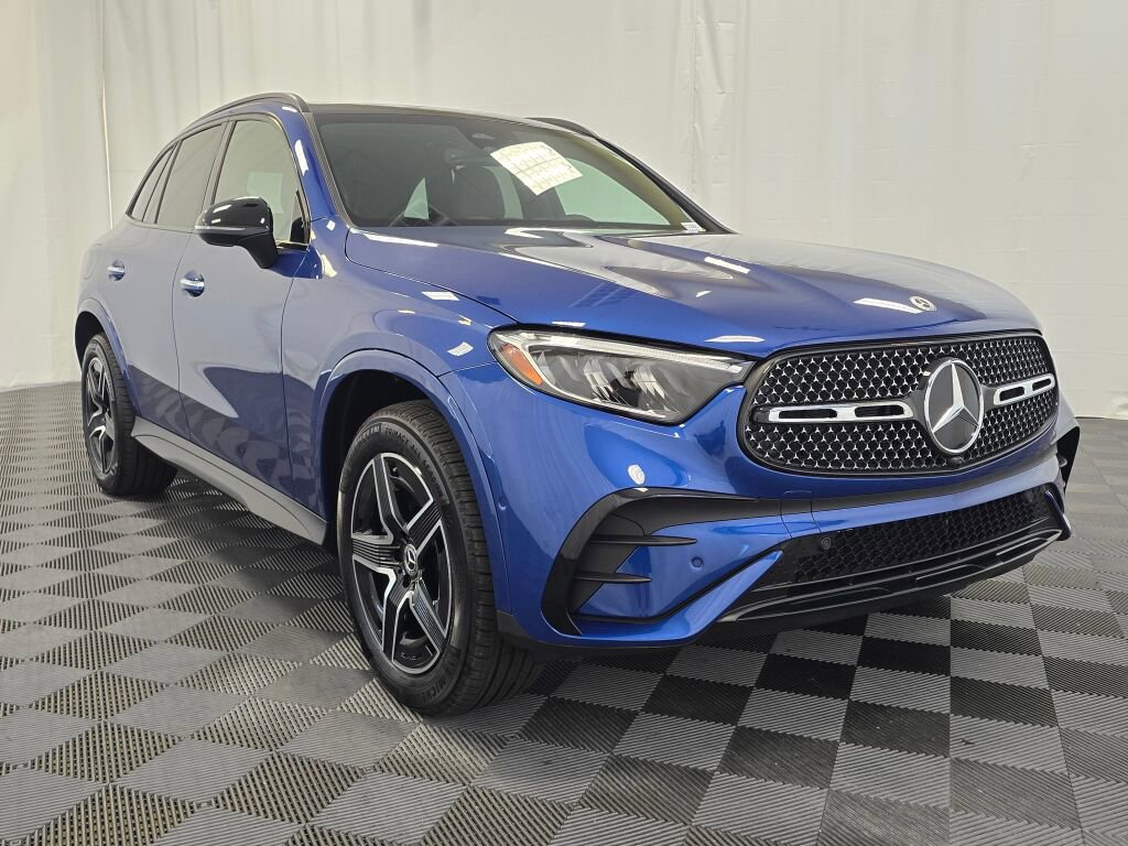 Used 2024 Mercedes-Benz GLC 300 4MATIC image 6