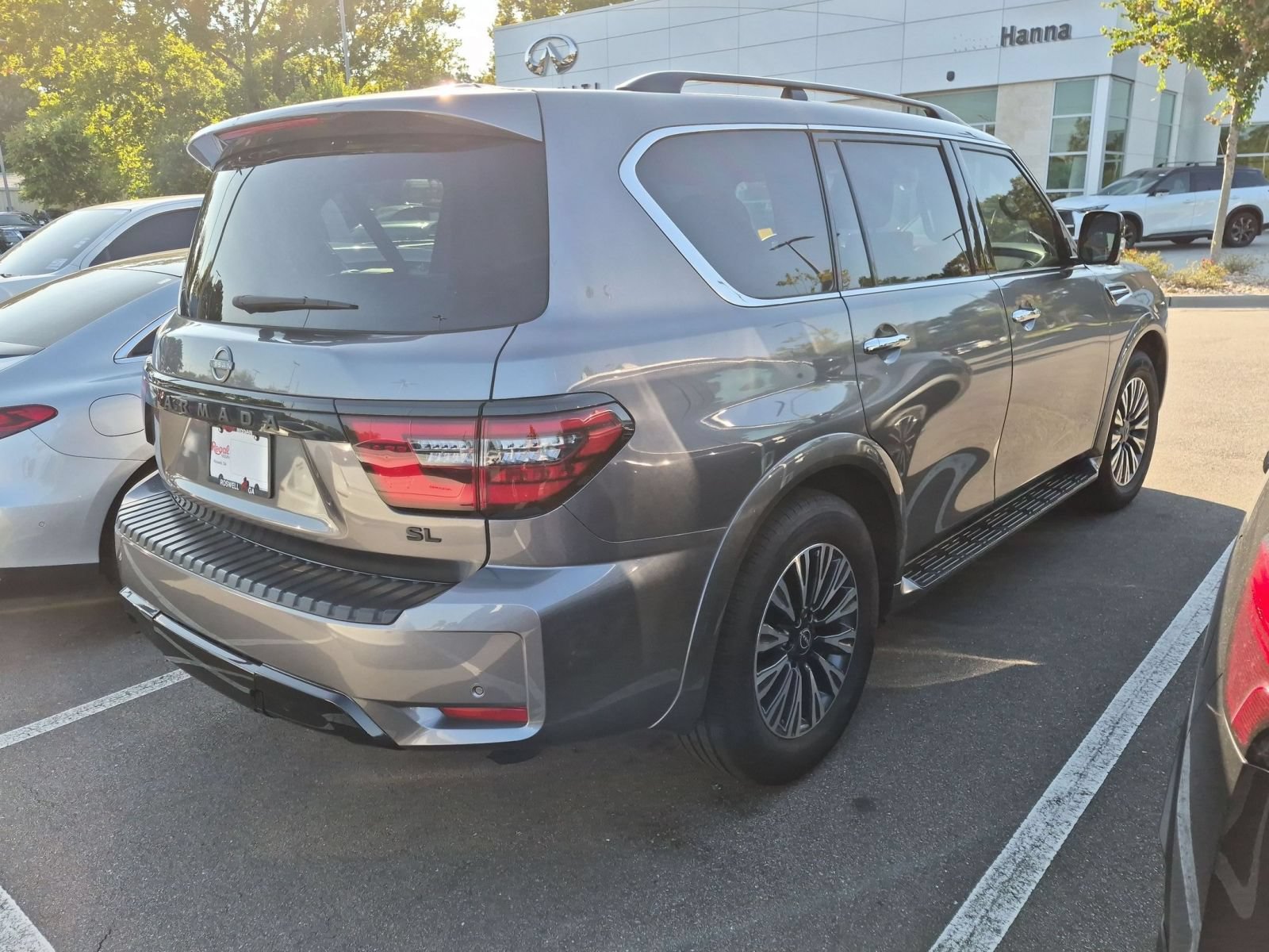Used 2023 Nissan Armada SL w/ Midnight Edition Package RWD image 2