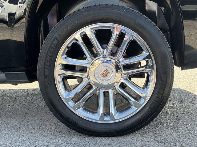 Used 2014 Cadillac Escalade Platinum image 11