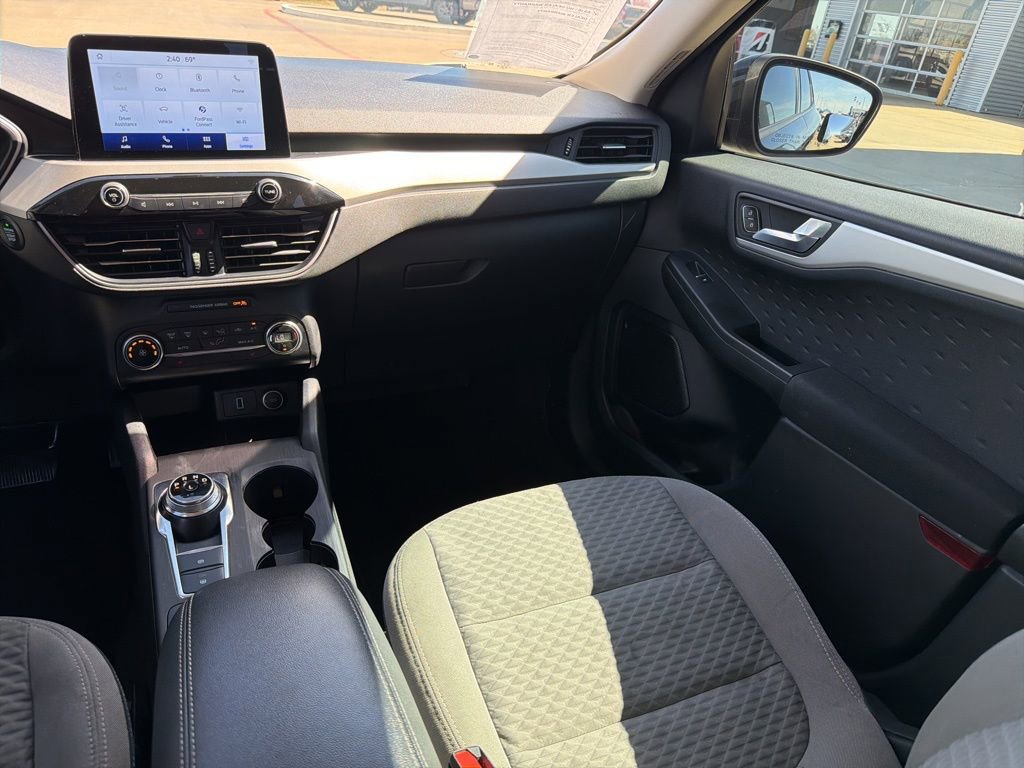 Used 2020 Ford Escape SE image 20
