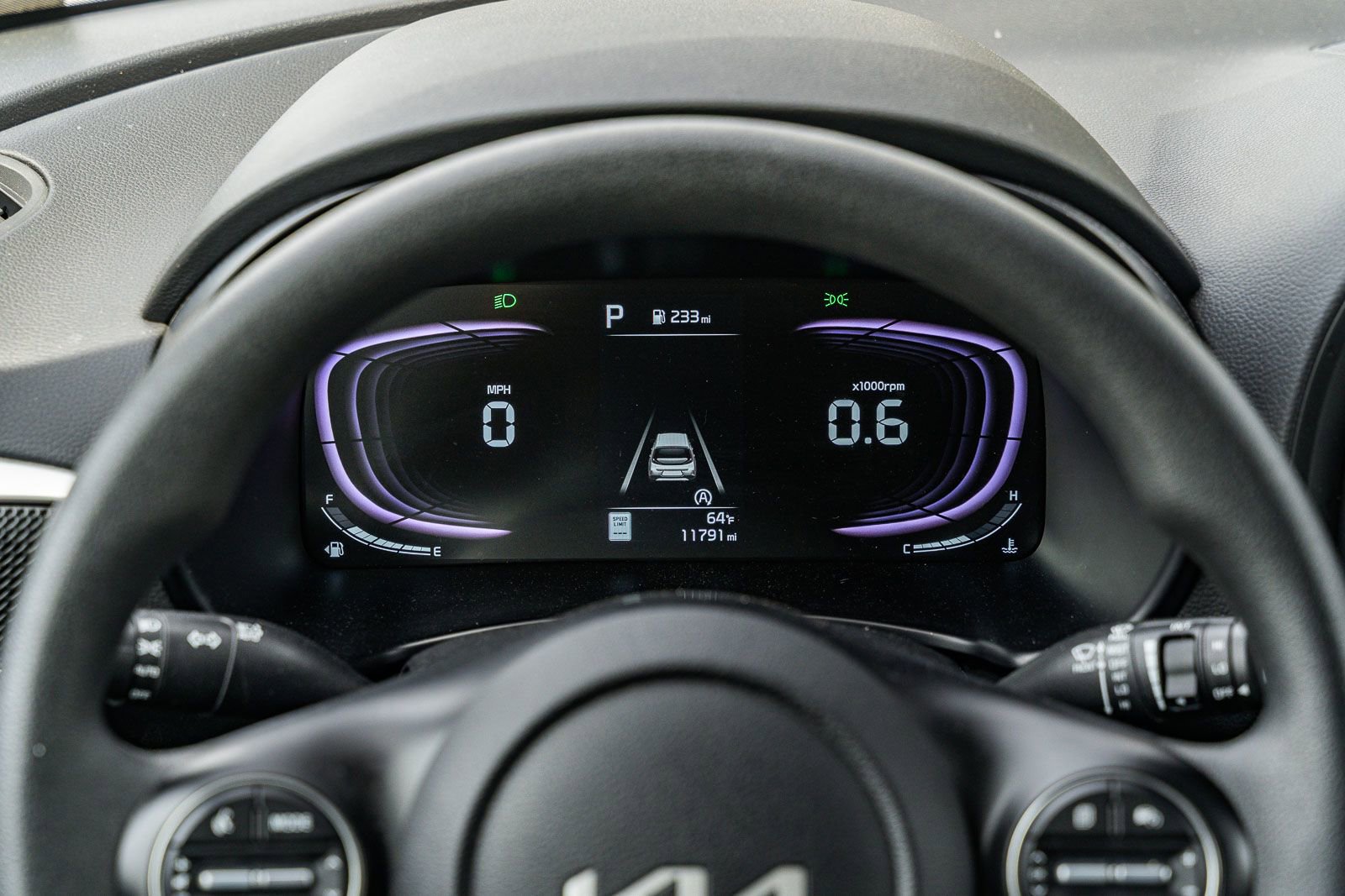 Used 2025 Kia Soul LX w/ LX Technology Package FWD image 24