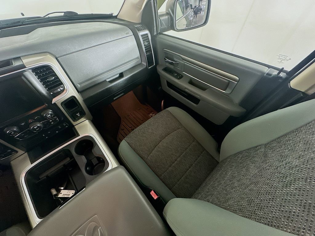 Used 2015 RAM 1500 Big Horn image 11
