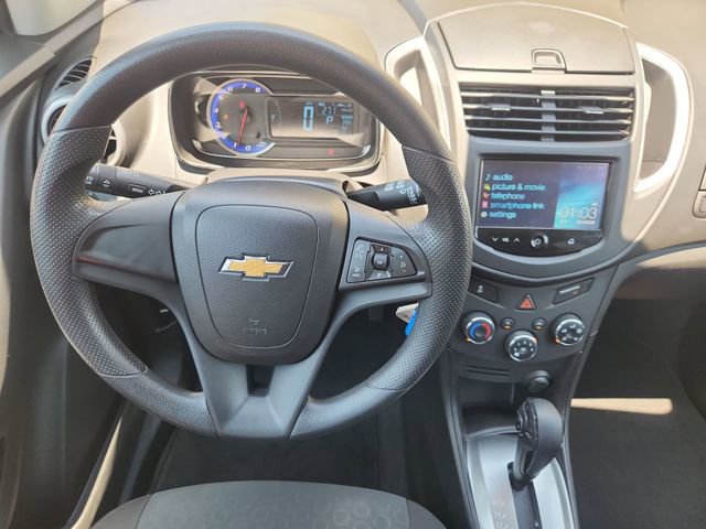 Used 2015 Chevrolet Trax LS FWD image 11
