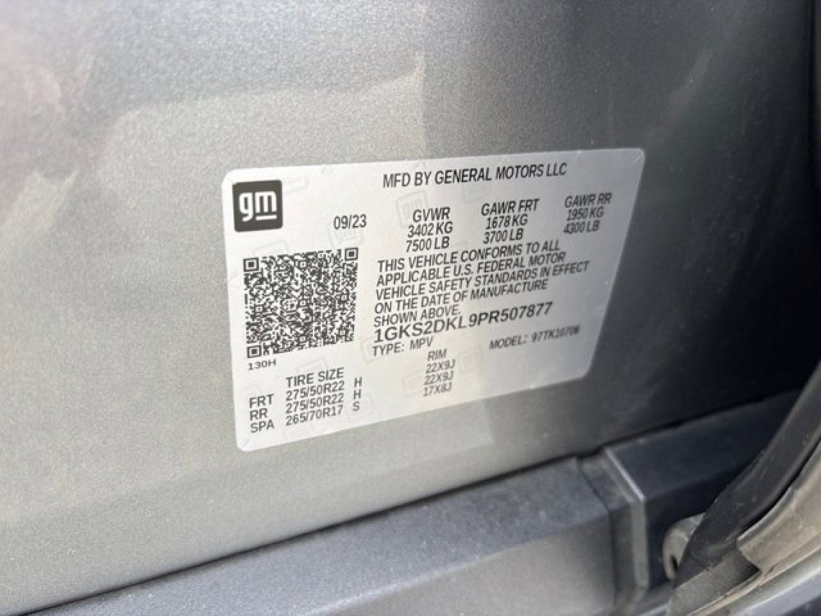 Used 2023 GMC Yukon Denali w/ Advanced Technology Package image 24