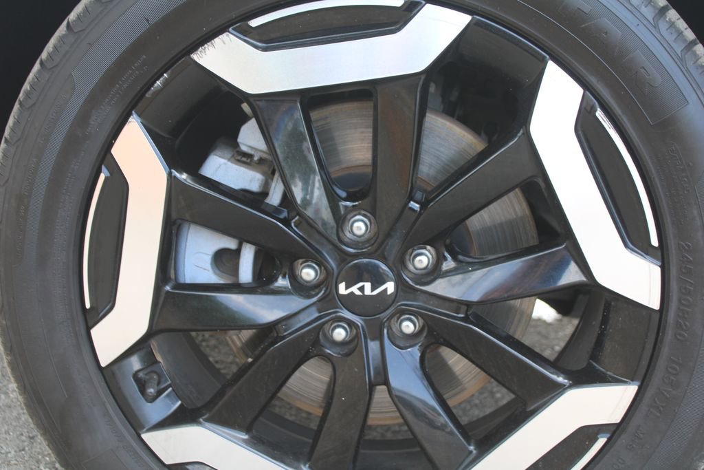 Certified 2023 Kia Telluride S w/ S Sunroof Package FWD image 18