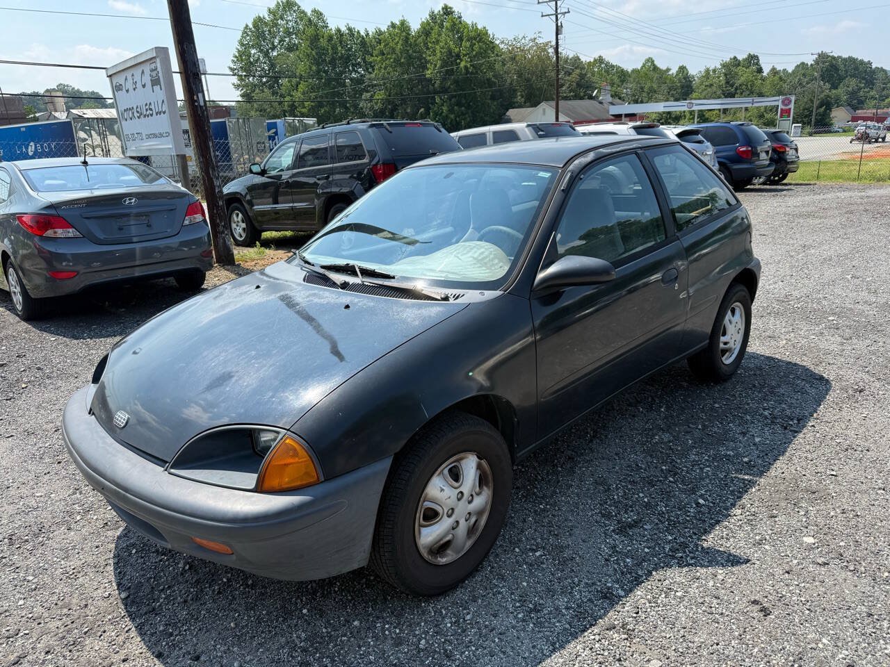 Used 1996 Geo Metro LSi FWD image 2