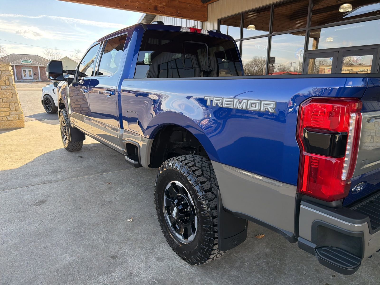 Used 2026 Ford F250 King Ranch w/ Tremor Off-Road Package image 21