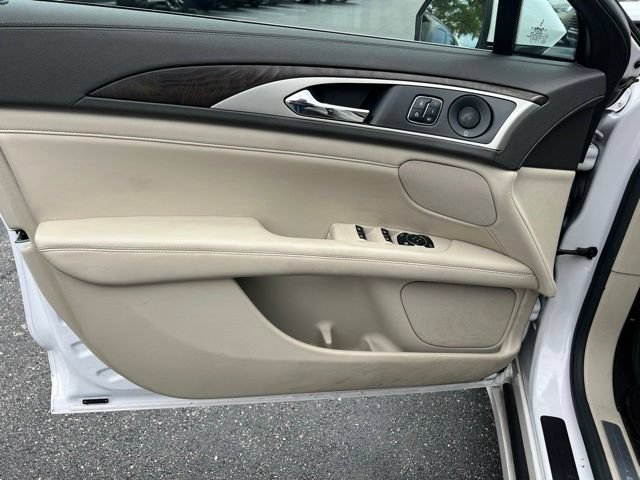 Used 2017 Lincoln MKZ Reserve w/ Technology Package FWD image 27