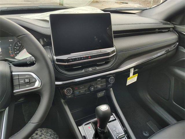 New 2026 Jeep Compass Latitude image 21