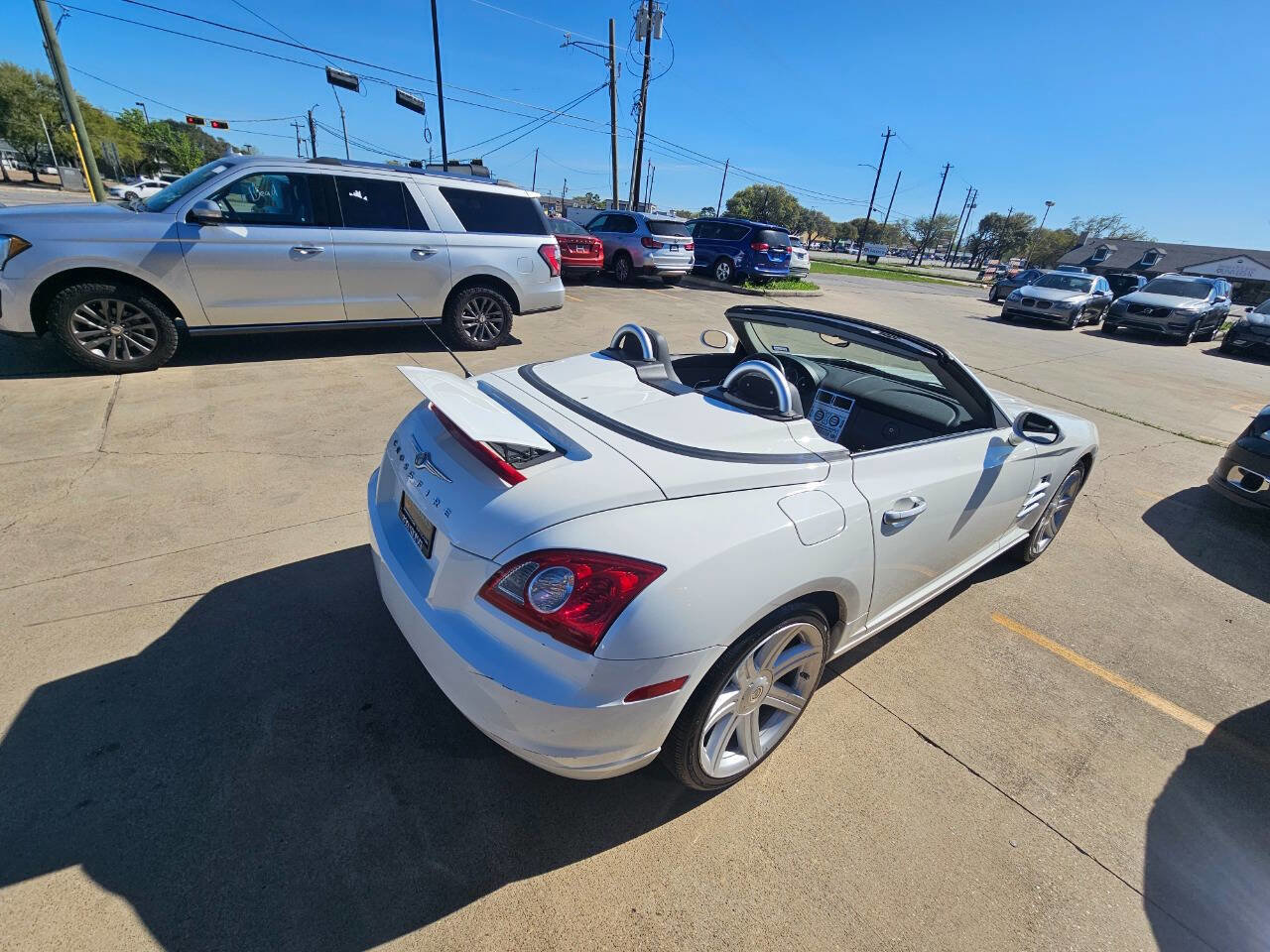 Used 2006 Chrysler Crossfire Limited image 14