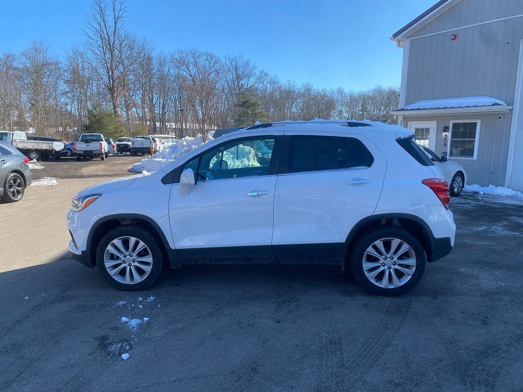 Used 2017 Chevrolet Trax Premier AWD/4WD image 9