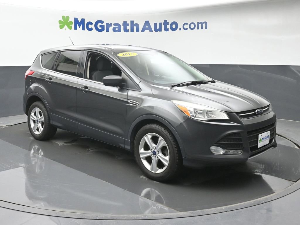 Used 2015 Ford Escape SE image 2