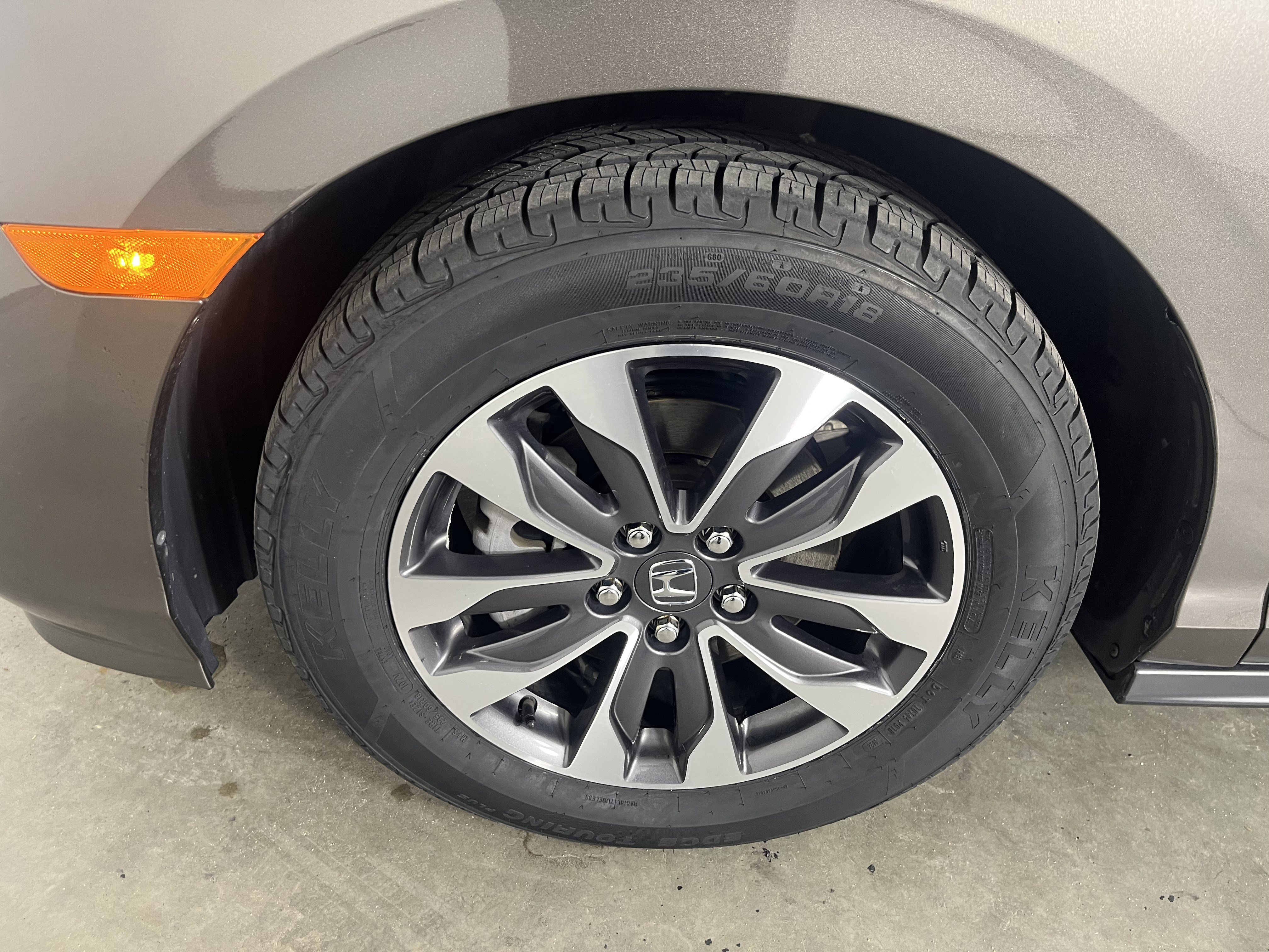 Used 2022 Honda Odyssey EX-L image 25