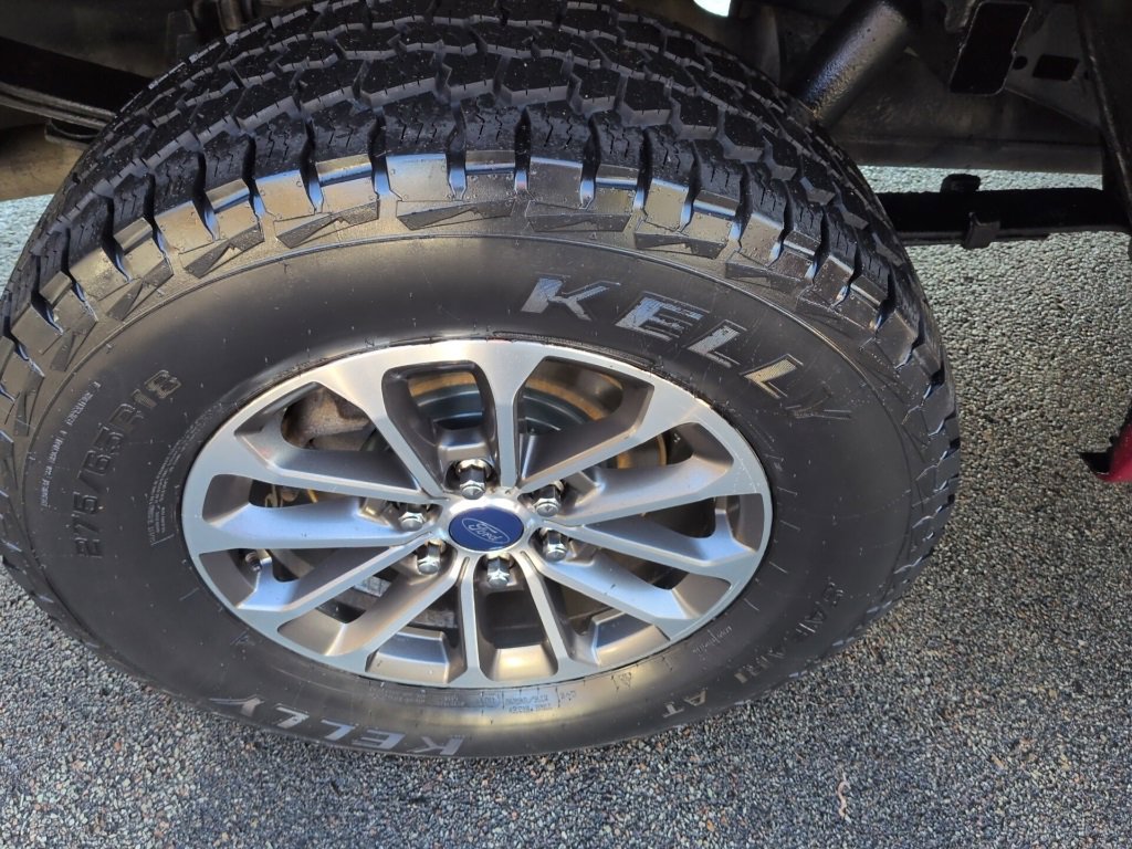 Used 2018 Ford F150 XLT w/ Equipment Group 302A Luxury image 12