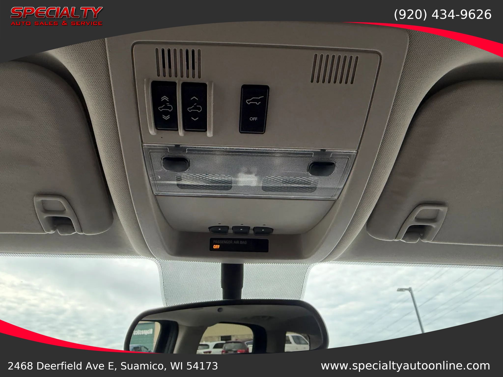 Used 2011 Cadillac Escalade AWD w/ Touring Package image 40