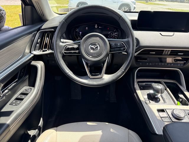 Certified 2024 MAZDA CX-90 Plug-In Hybrid w/ Preferred AWD/4WD image 17