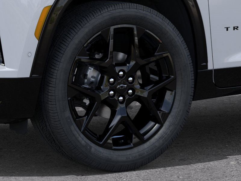 New 2026 Chevrolet Traverse RS w/ LPO, Floor Liner Package image 9